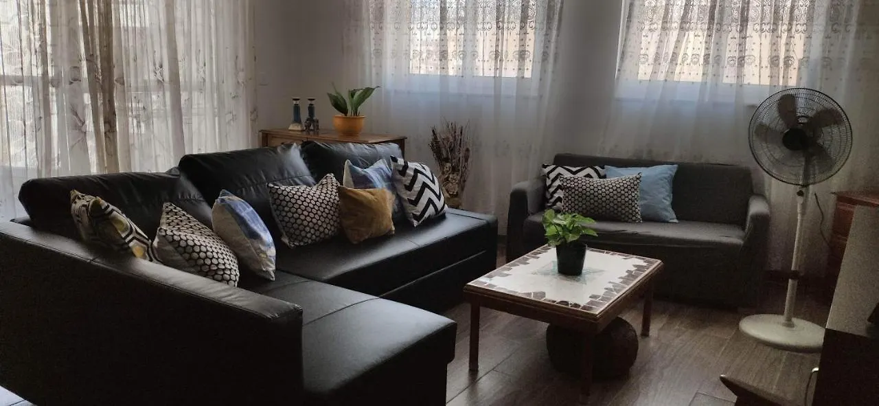 Rebak Place- A Bright & Charming Getaway Marsaskala