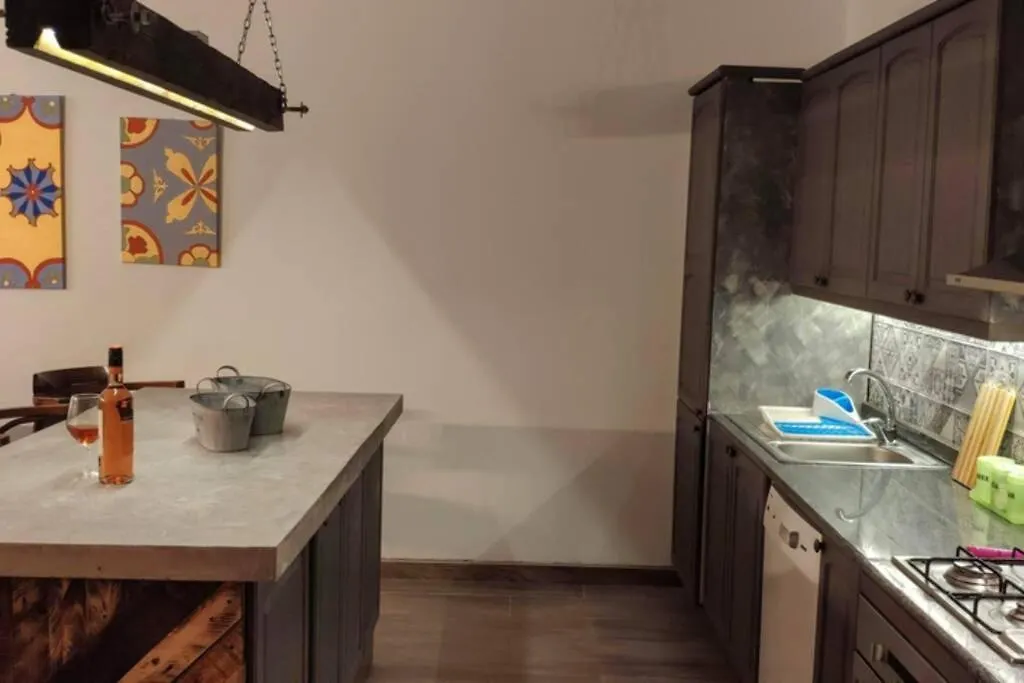 Apartment Rebak Place- A Bright & Charming Getaway Marsaskala