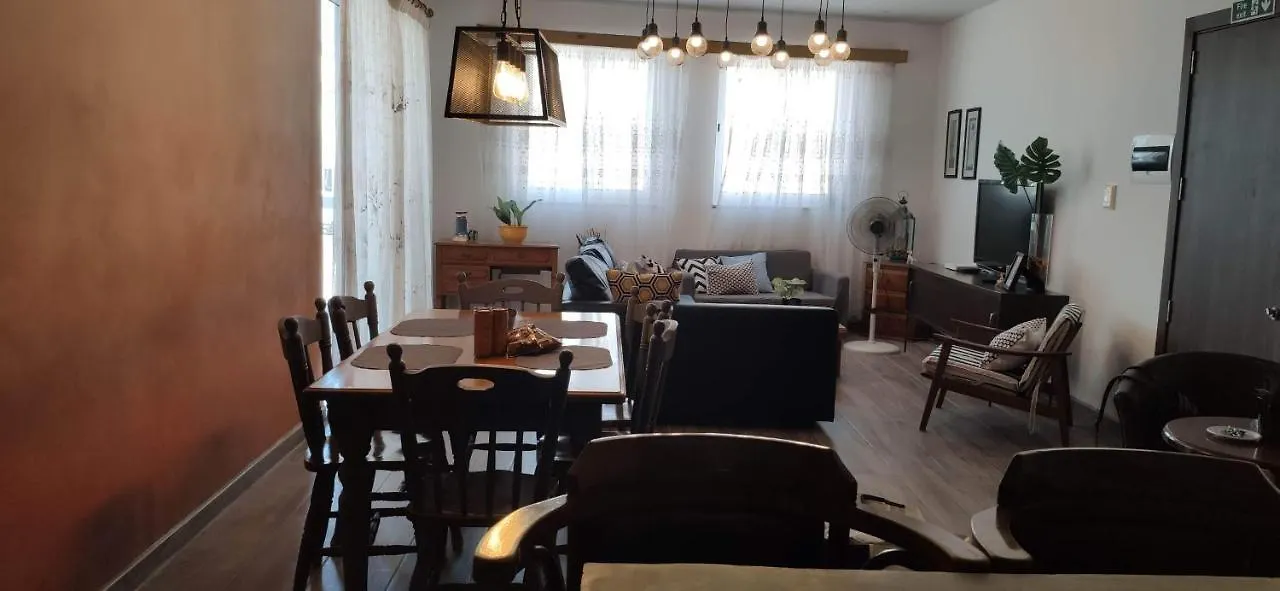 Apartment Rebak Place- A Bright & Charming Getaway Marsaskala